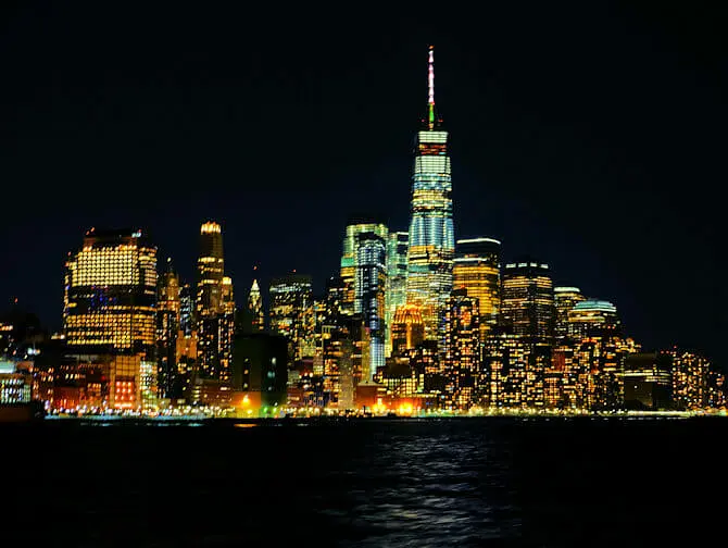 Crucero con cena bufe en Nueva York