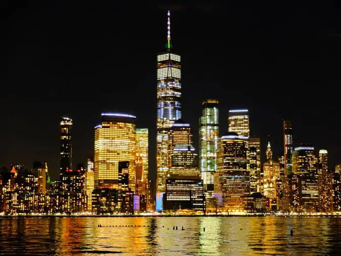Freedom Tower : One World Trade Center - Noche