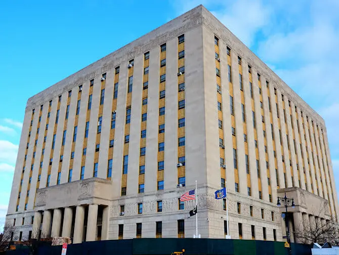 The Bronx Tour en Nueva York - Corte Suprema