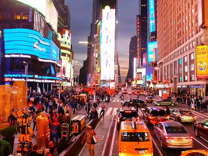 Big Bus en Nueva York - Times Square de noche