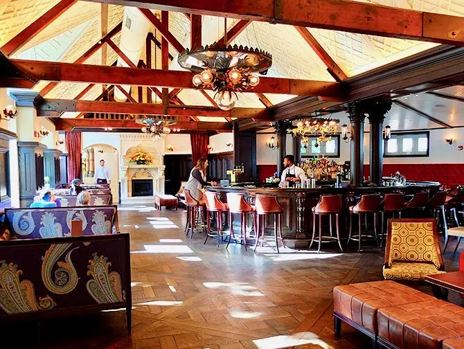 Central Park - Bar Tavern on the Green