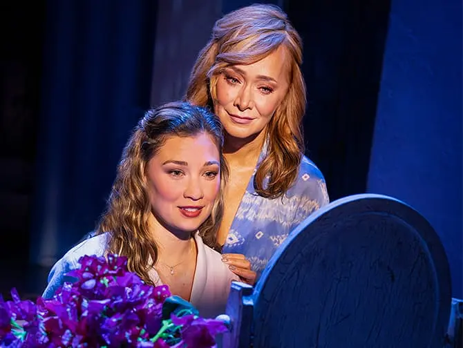 Tickets para Mamma Mia! en Broadway - Donna y Sophie