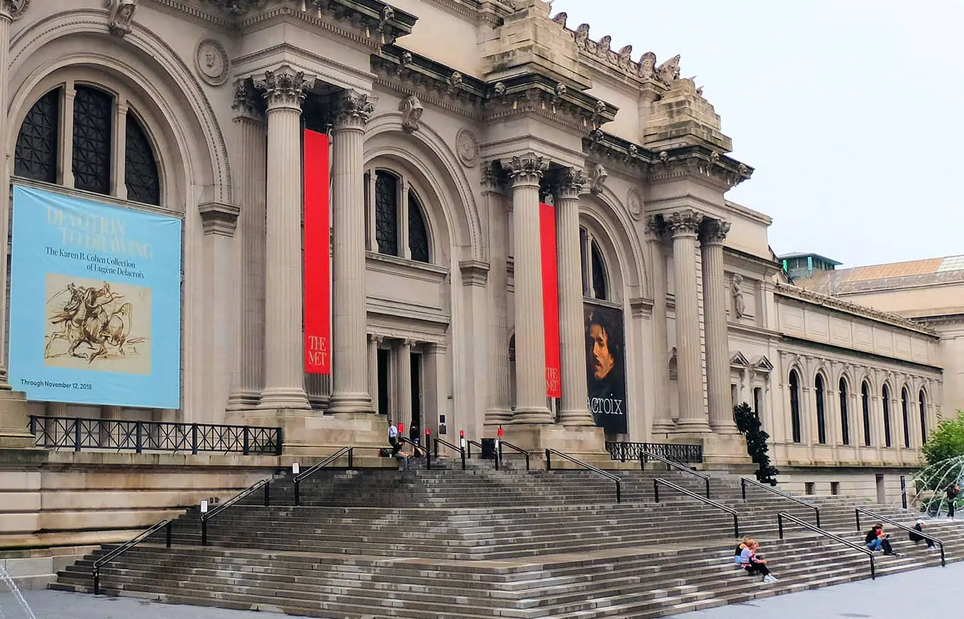 Tour Gossip Girl - Escalones The Met