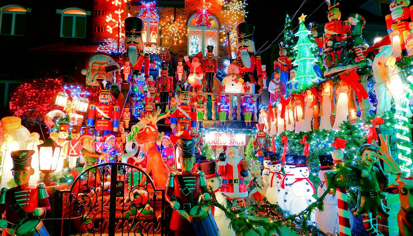 Dyker Heights Christmas Lights - Decoraciones