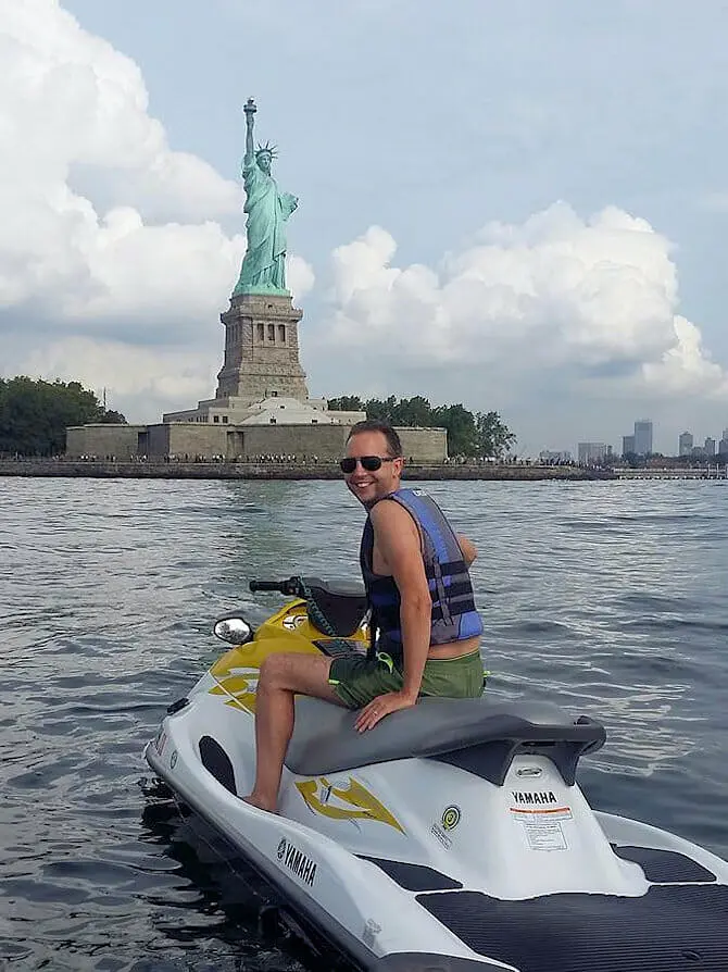 Nadar en Nueva York - jetski