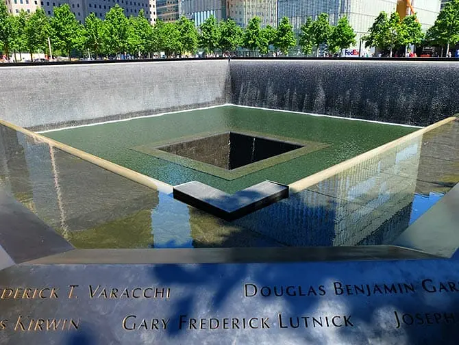 Diferencias entre el New York Explorer Pass y el New York Pass - Monumento conmemorativo del 11-S