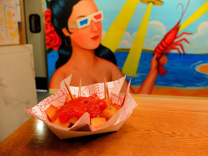 Mercado Little Spain en Nueva York - Patatas bravas