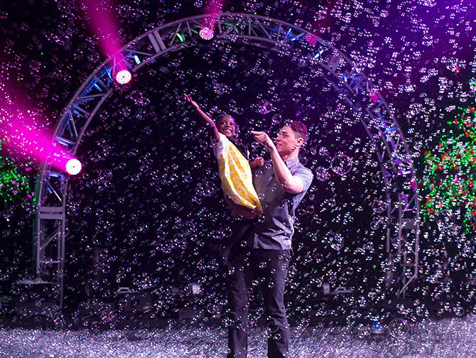 Tickets para Gazillion Bubble Show en Broadway - Show familiar