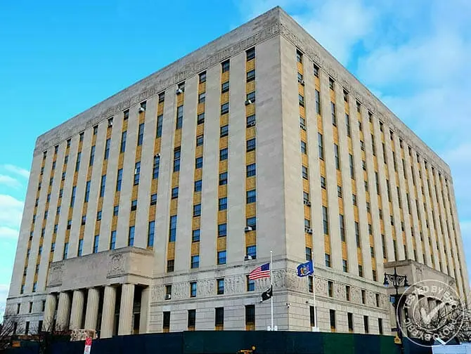 El Bronx en Nueva York - Palacio de Justicia del Bronx