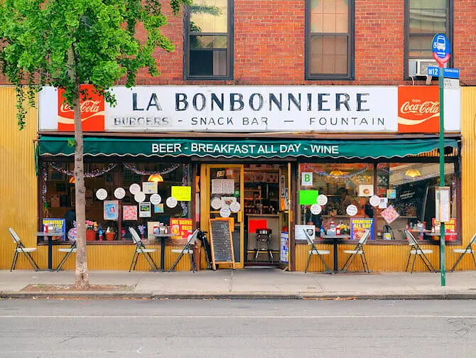 Breakfast in New York La Bonbonniere