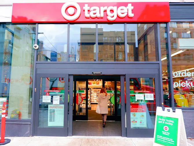 Supermercados en Nueva York - Target New York Outside