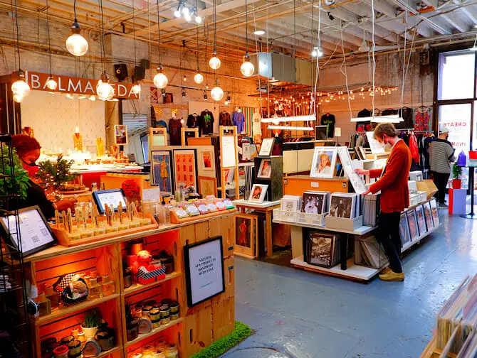Mercadillos en Nueva York - Artists And Fleas por dentro