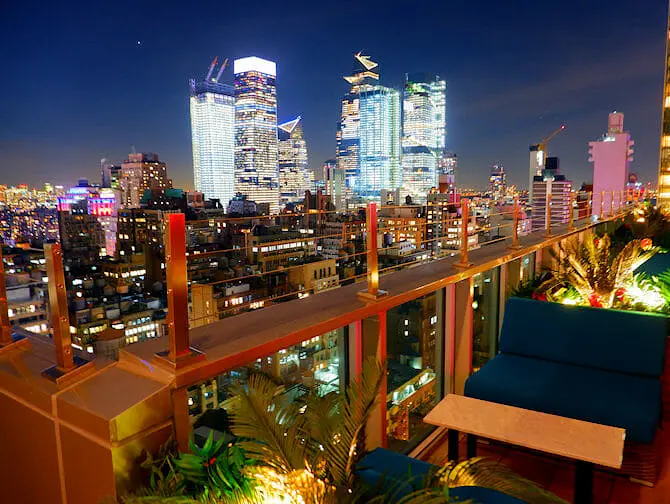 Los mejores rooftops de Nueva York - 5 o Clock Somewhere Bar