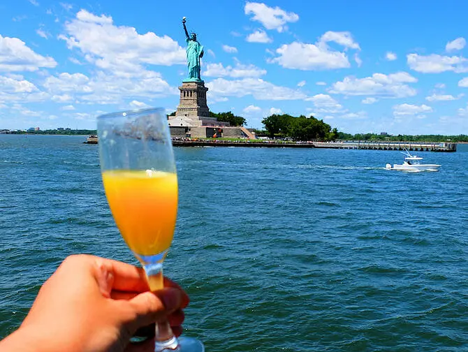 Crucero con brunch en Nueva York Estatua de la Libertad