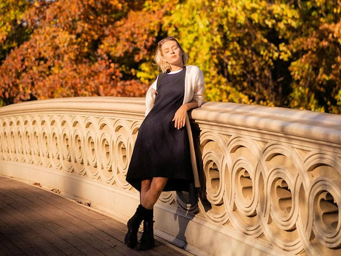 Photoshoot in New York Central Park Bow Bridge