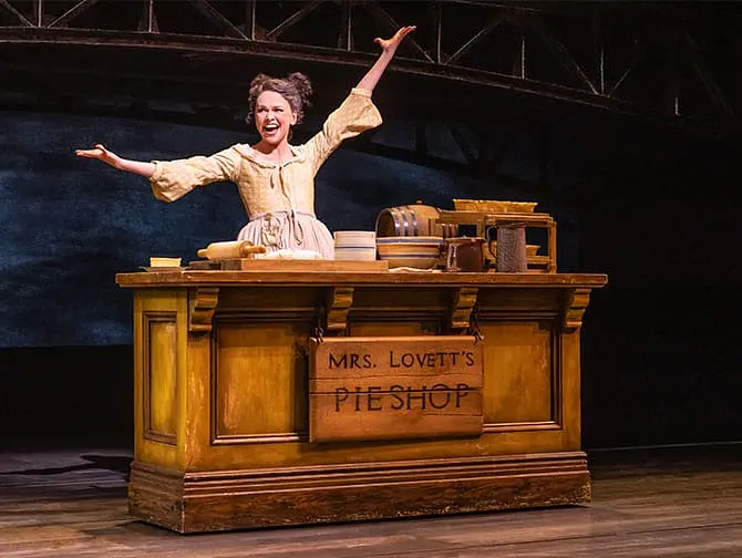 Tickets para Sweeney Todd en Broadway - Mrs Lovett