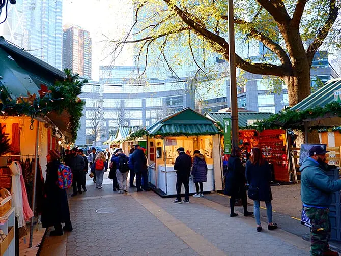 Mercados navideños en Nueva York - Columbus Circle por fuera