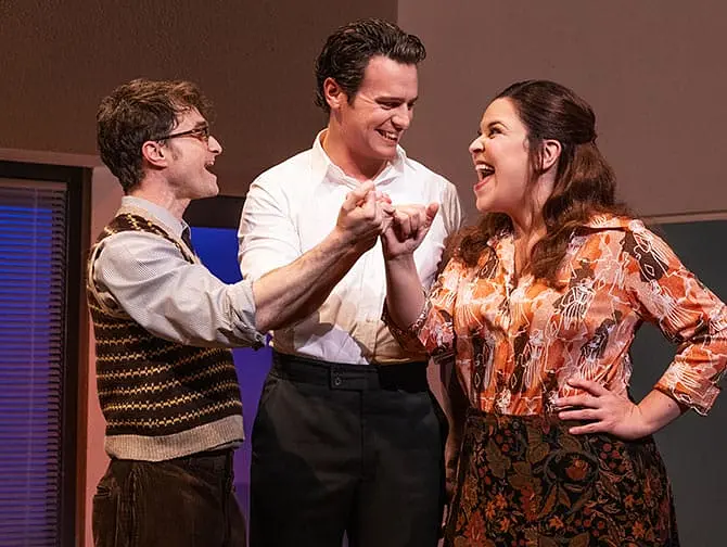 Tickets para Merrily We Roll Along en Broadway - Amistad