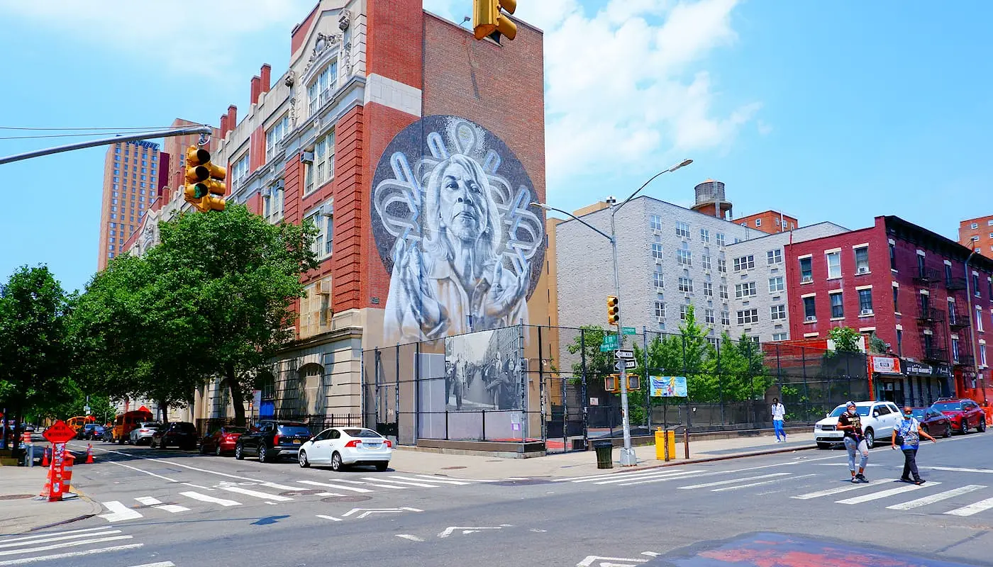 Qué ver y hacer en Spanish Harlem - mural