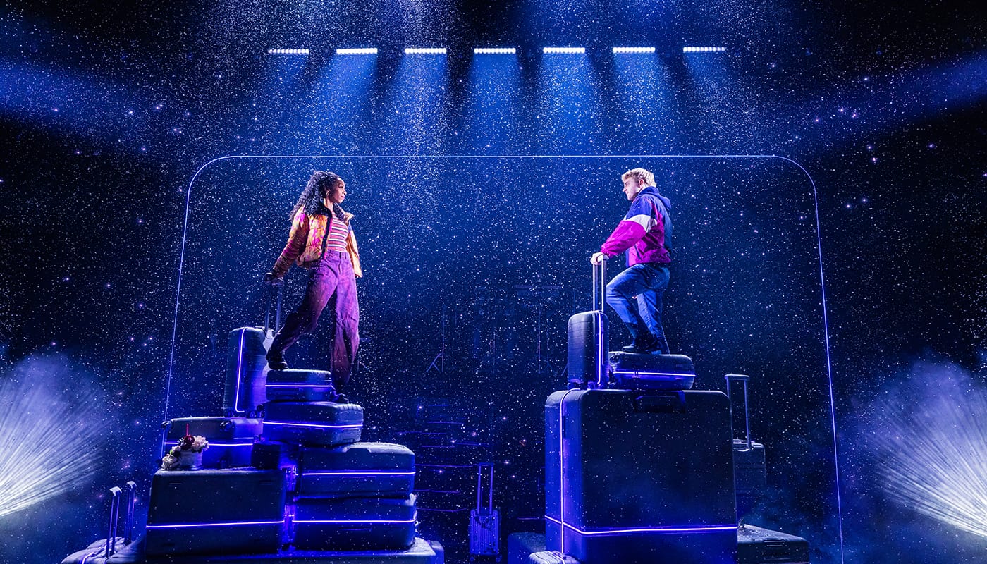 Tickets para Two Strangers Carry a Cake Across New York en Broadway - Espectáculo