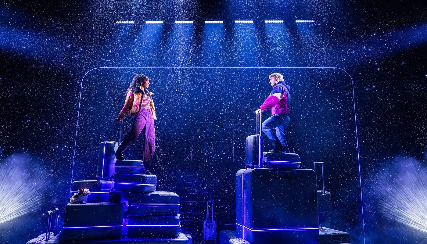 Tickets para Two Strangers Carry a Cake Across New York en Broadway - Espectáculo