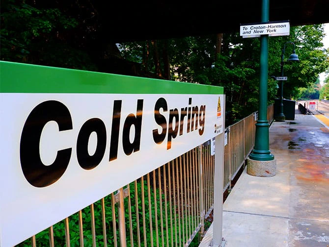 Pueblito en América: excursión de un día a Cold Spring cerca de Nueva York - Toma el tren a Cold Spring