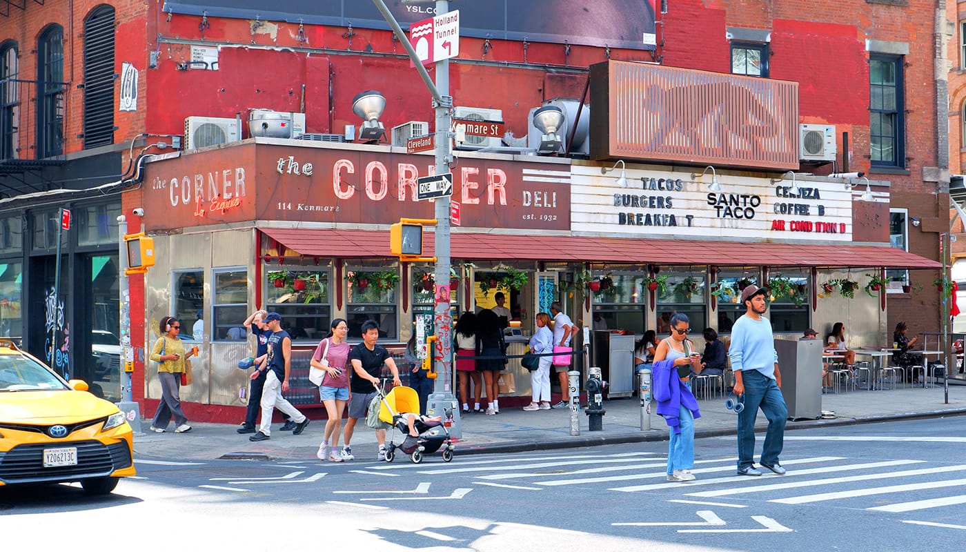 Neoyorquinos - Vida local