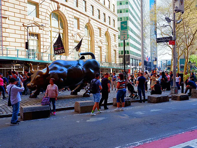 Estatua del Charging Bull en Nueva York - Atracción en el Lower Manhattan