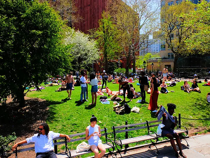 Washington Square Park en Nueva York - Parque vibrante en Greenwich Village